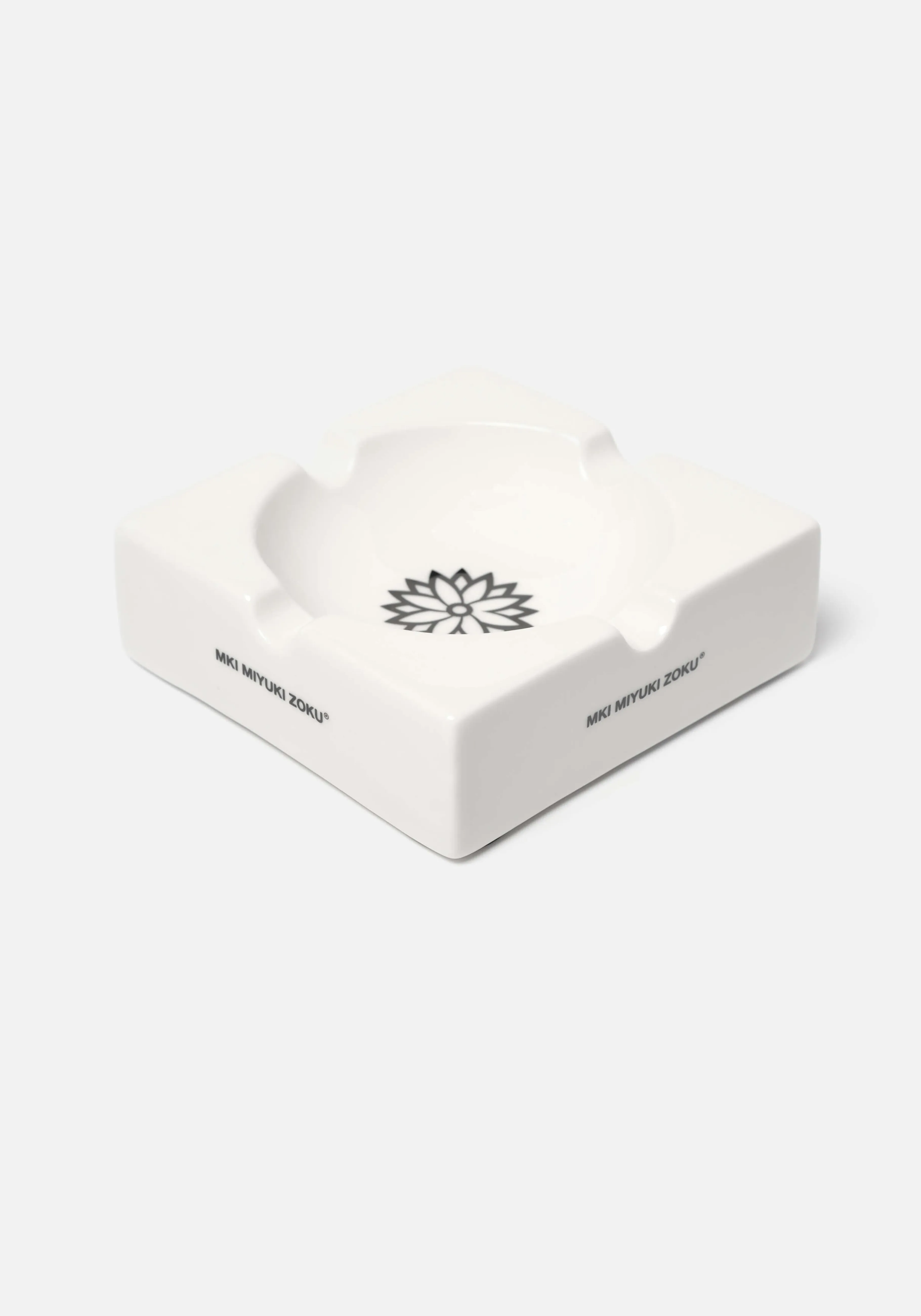 MKI MIYUKI ZOKU MKI CERAMIC ASHTRAY- LIFESTYLE